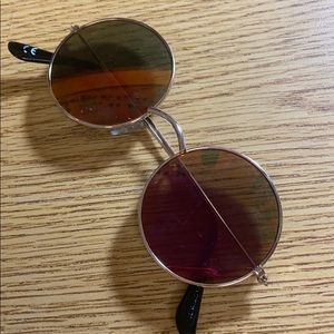 Circle sunglasses